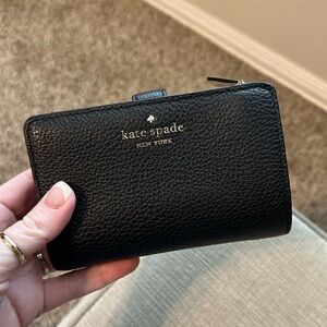 Kate Spade New York Medium Bi-Fold Wallet
